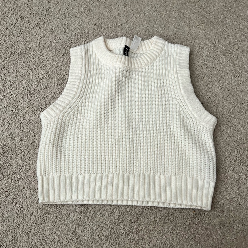H&M sweater vest, off white, size small